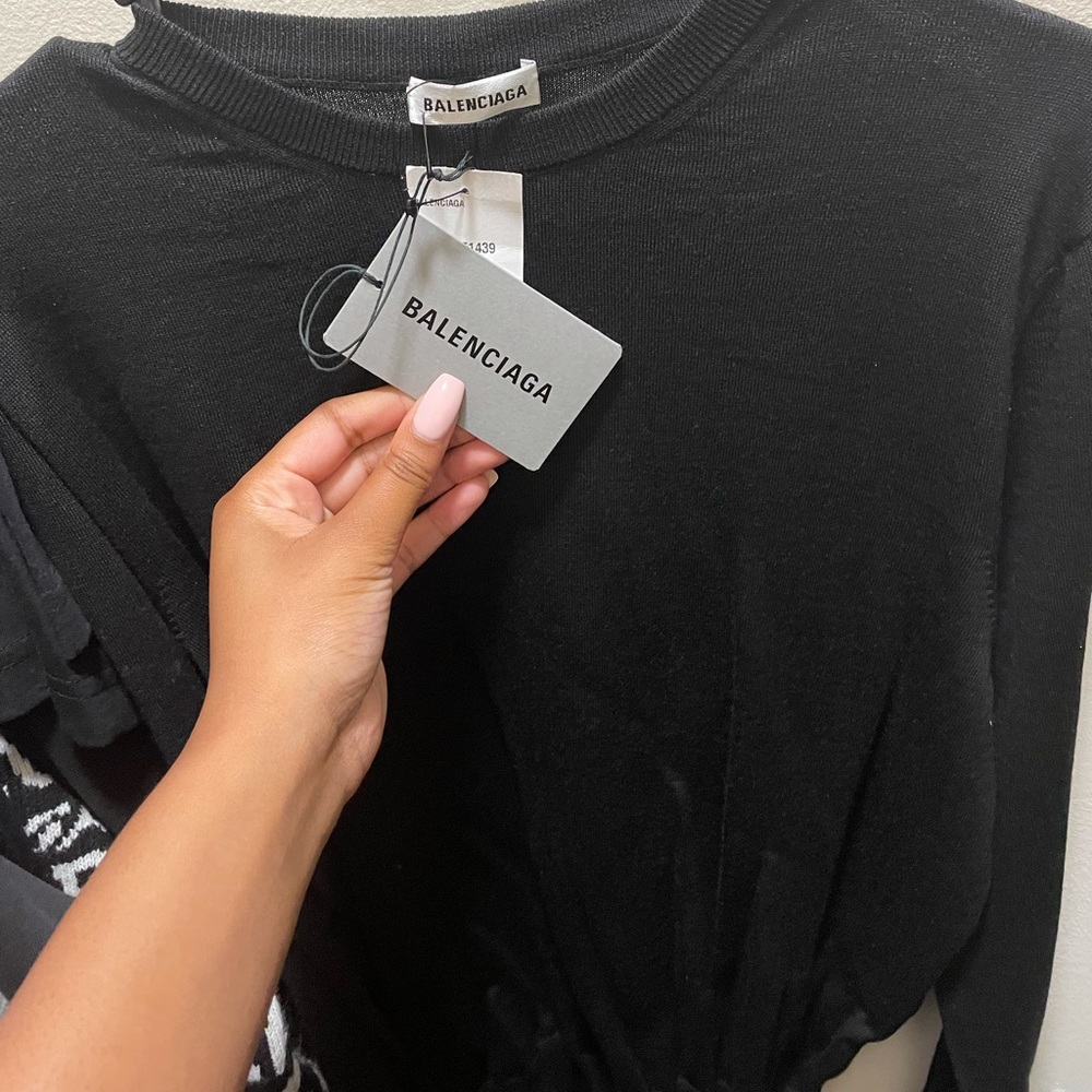 Balenciaga Sweater - Picture 2 of 4